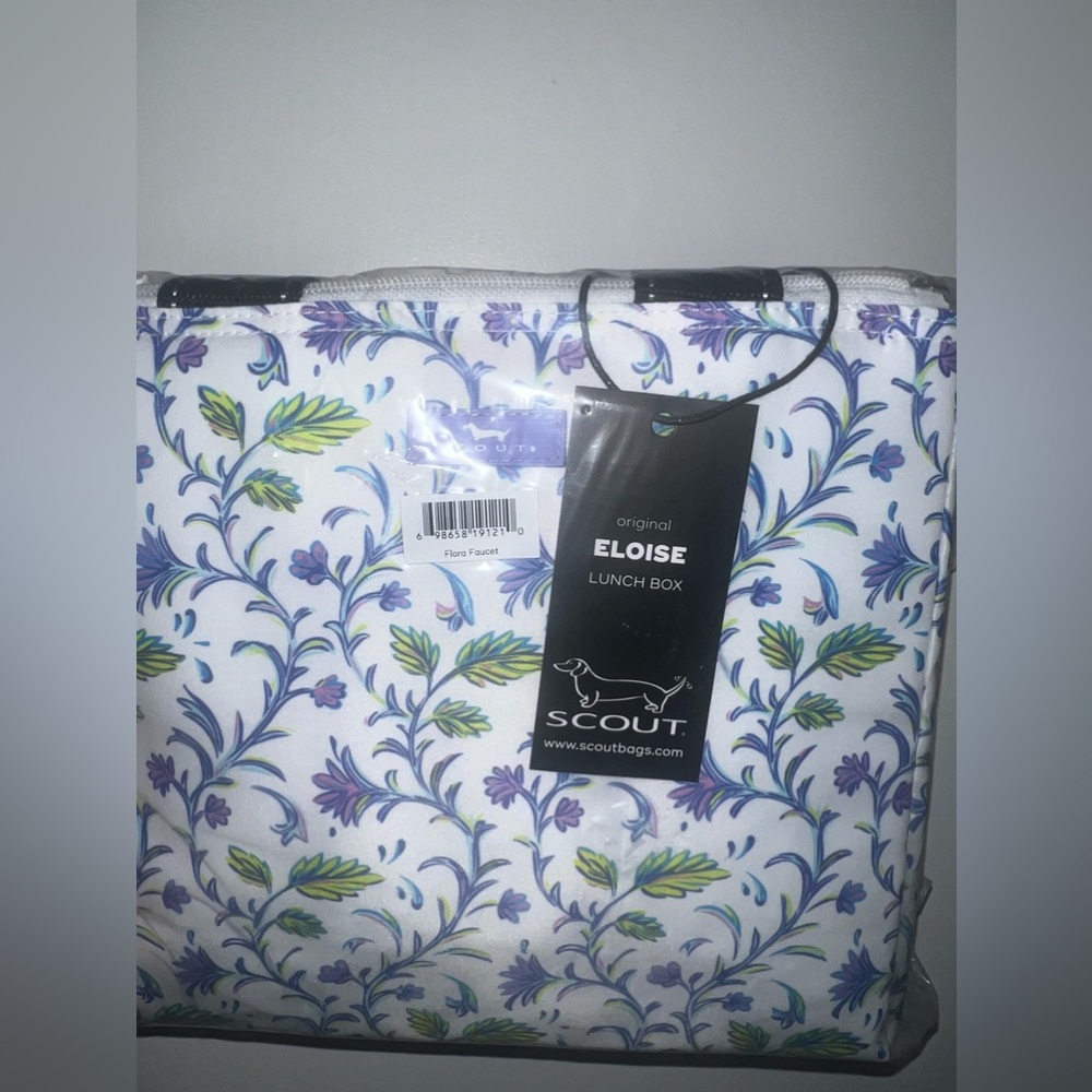 Brand new scouts lunch bag with tag